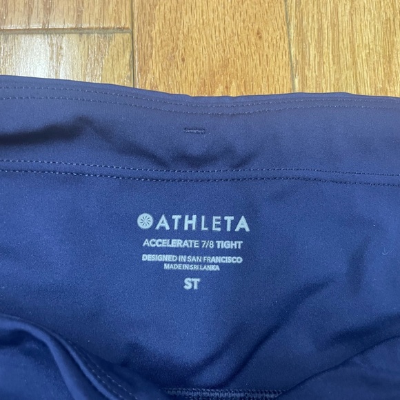 Athleta Accelerate 7/8 Tight Legging in Navy Women’s Size Small *Tall - Picture 5 of 7